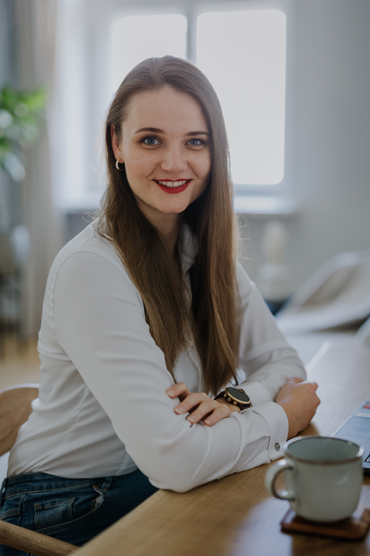 sesja wizerunkowa kobiety w studio w Krakowie