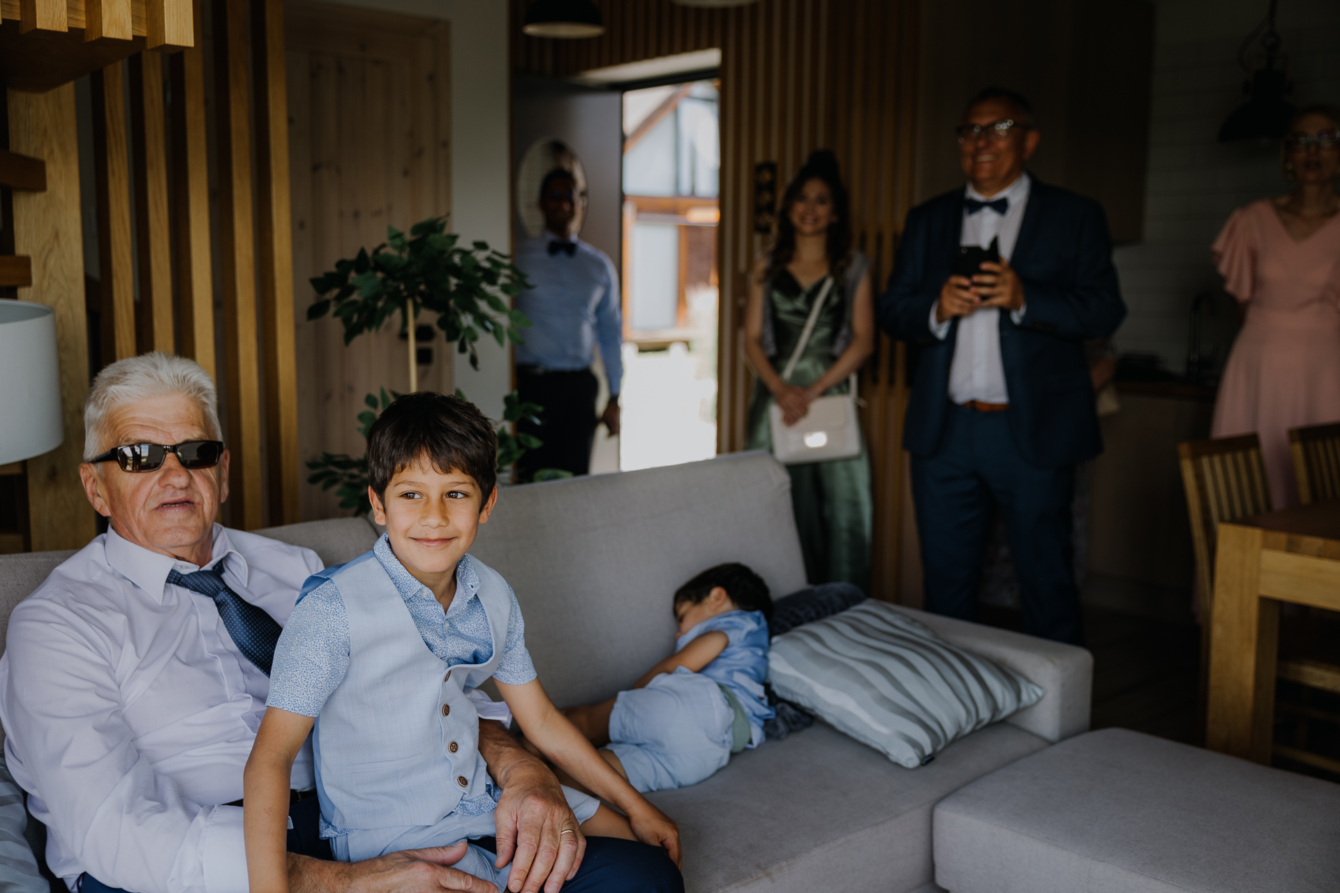 Goście obserwują first look