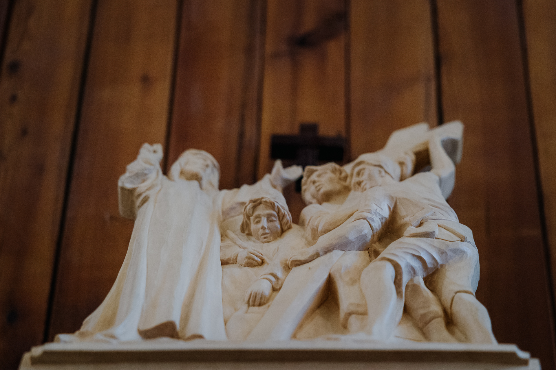 wnętrze kościoła w Jaroszówce