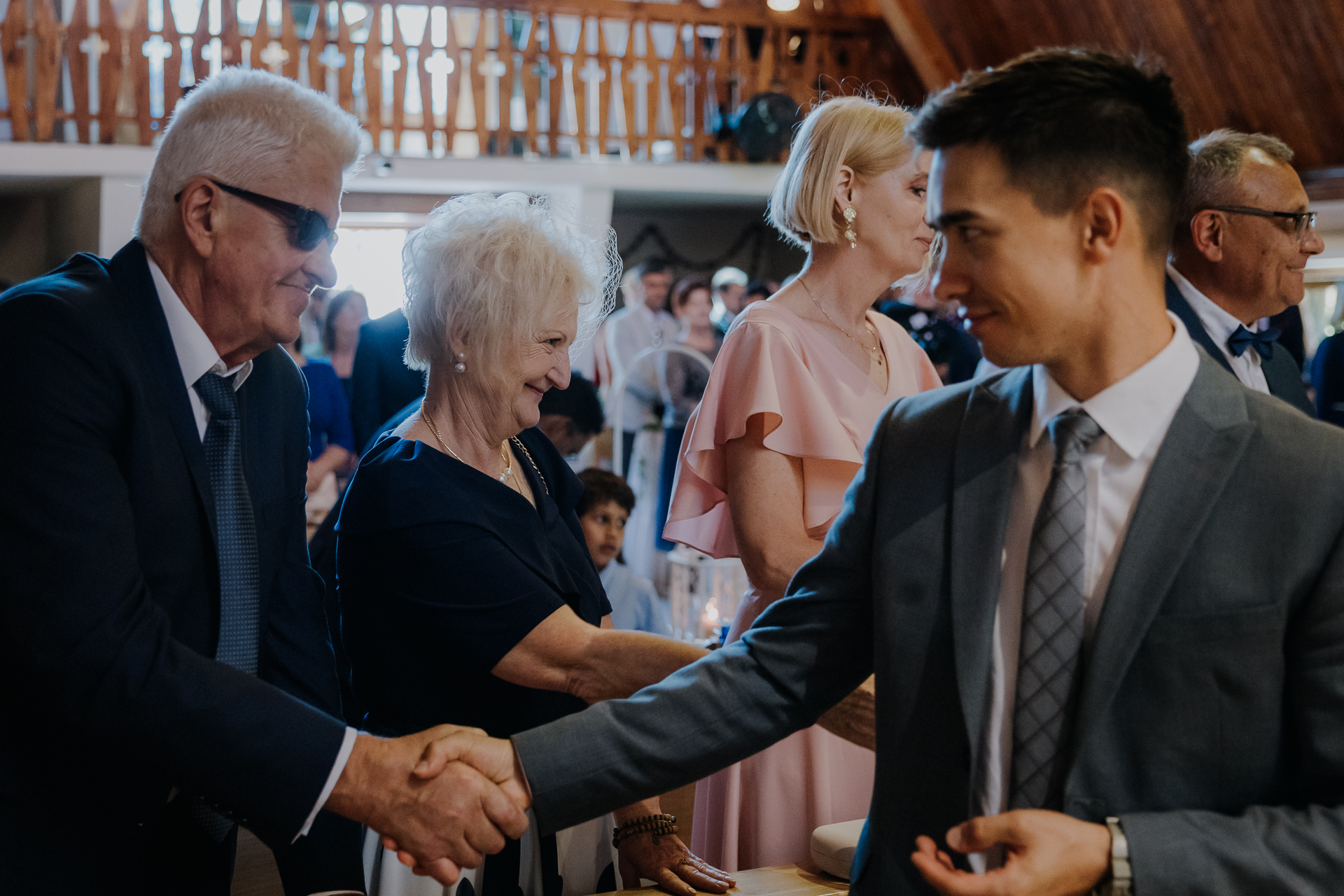 Znak pokoju w kościele