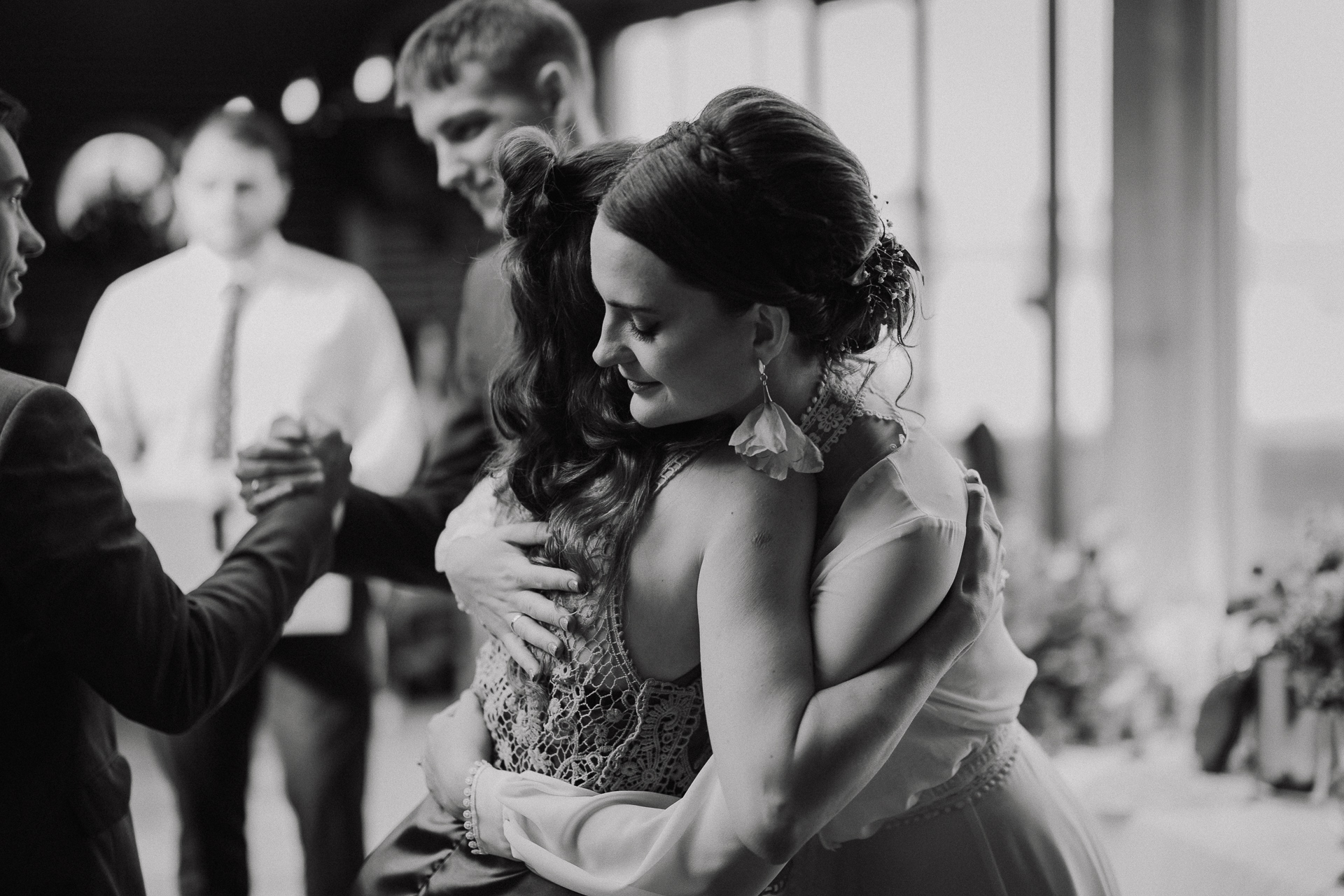 życzenia ślubne na sali weselnej