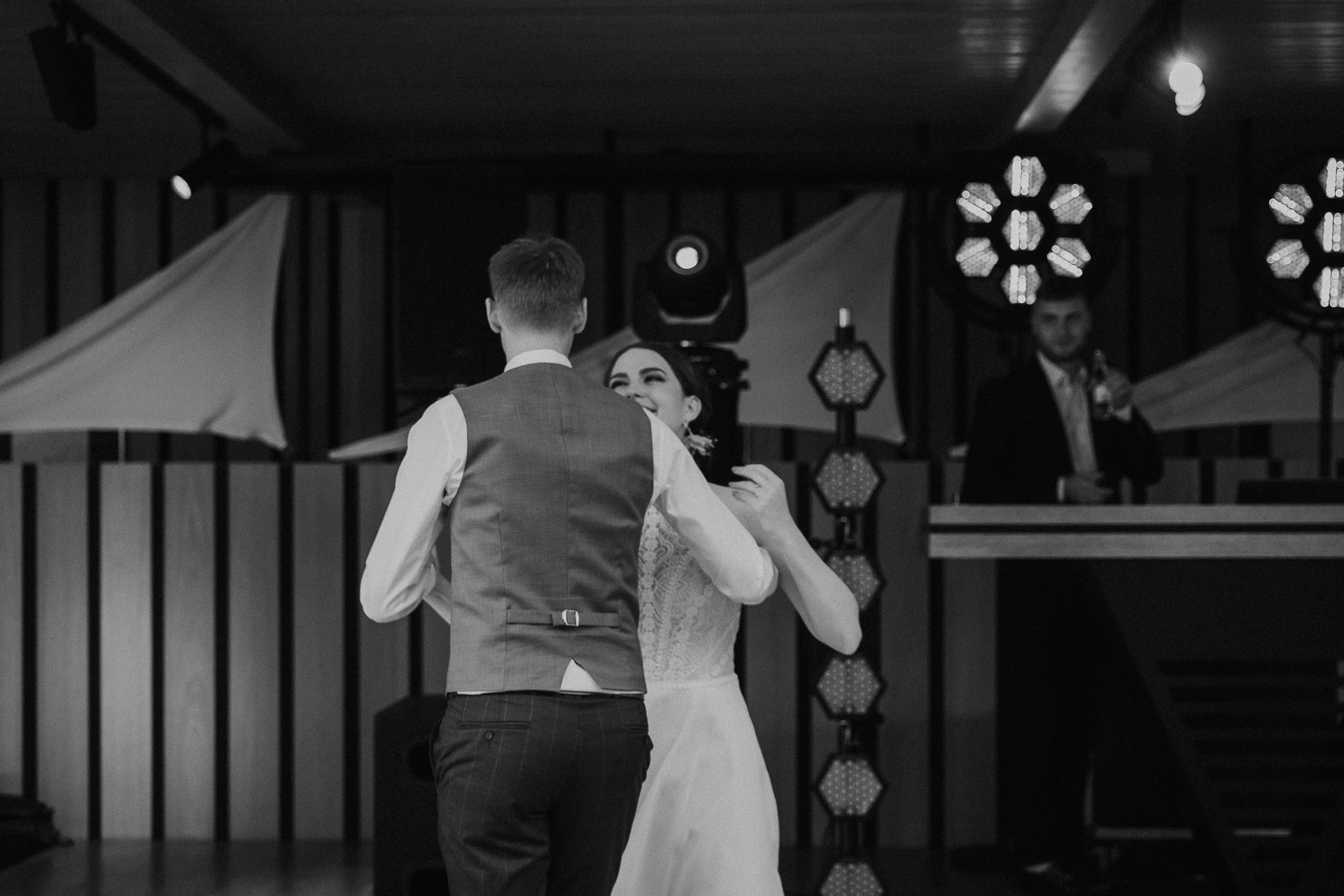 pierwszy taniec pary młodej