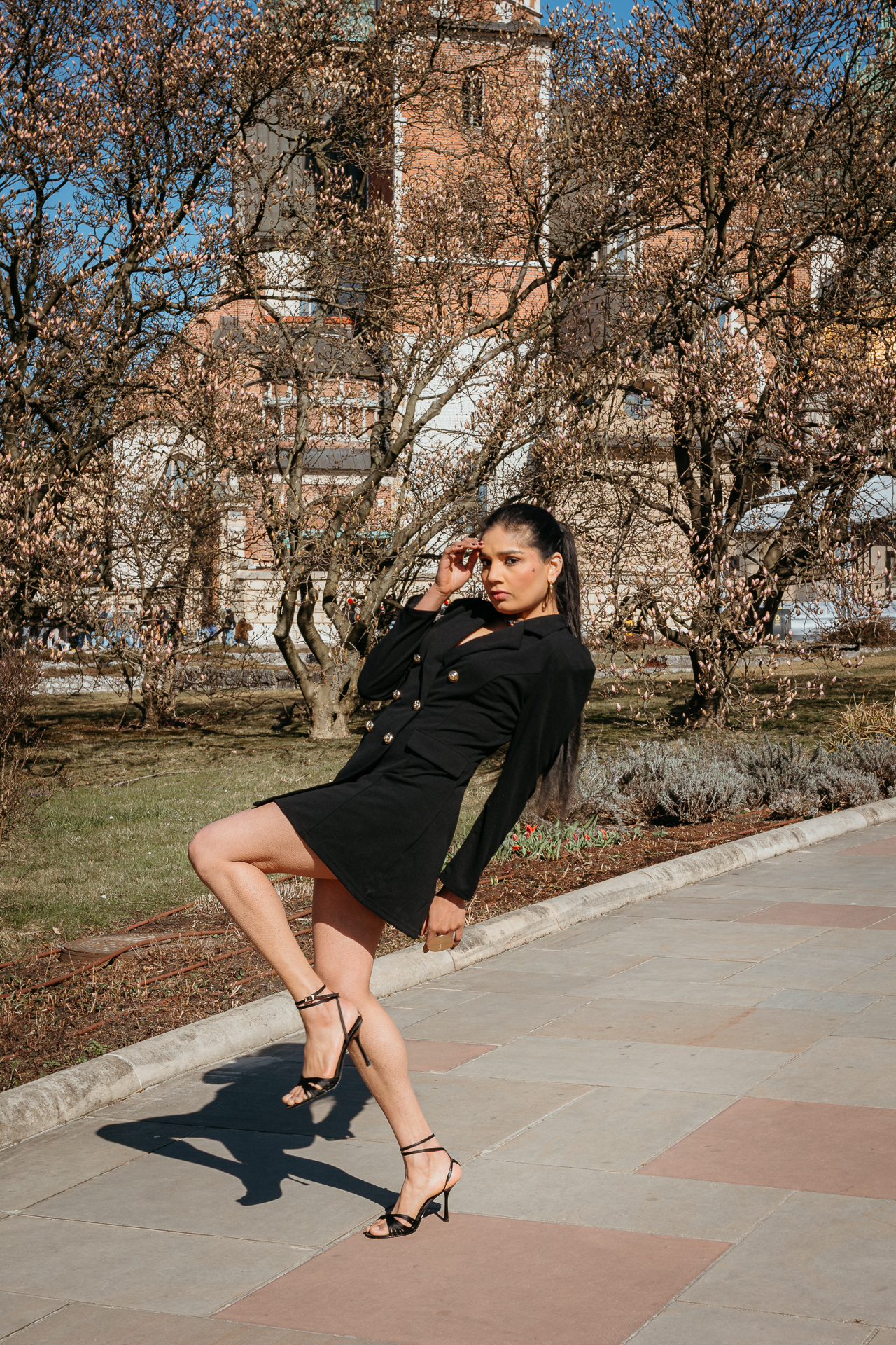 Sesja kobieca na Wawelu_Divya-52 Sesja z modelką na Wawelu w Krakowie