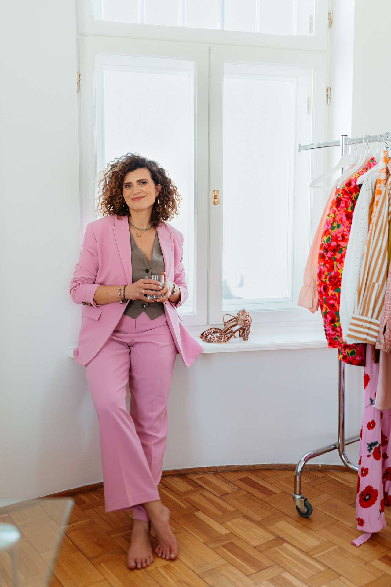 profesjonalna, kobieca sesja wizerunkowa w studio, marka osobista