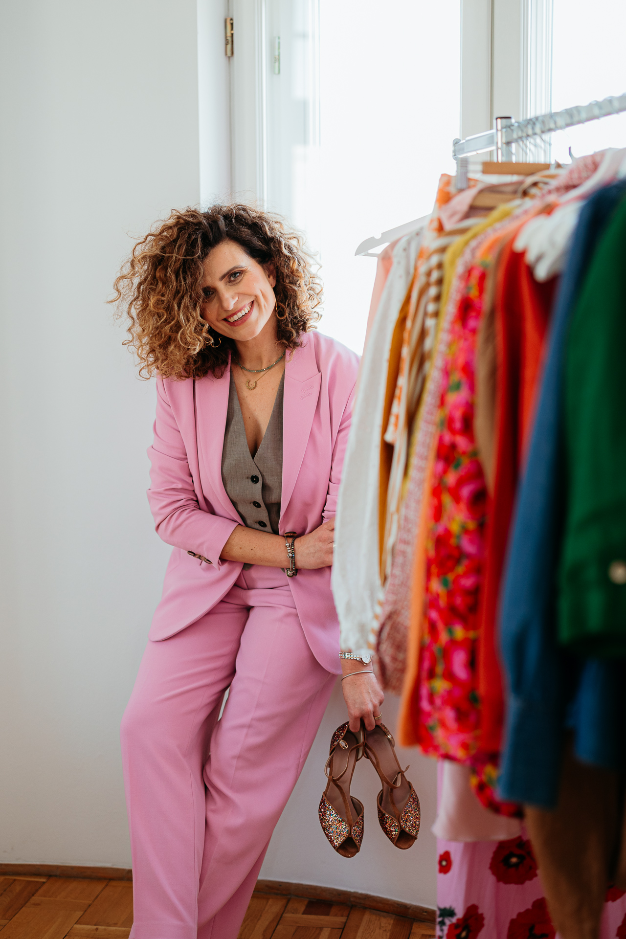 profesjonalna, kobieca sesja wizerunkowa w studio, marka osobista