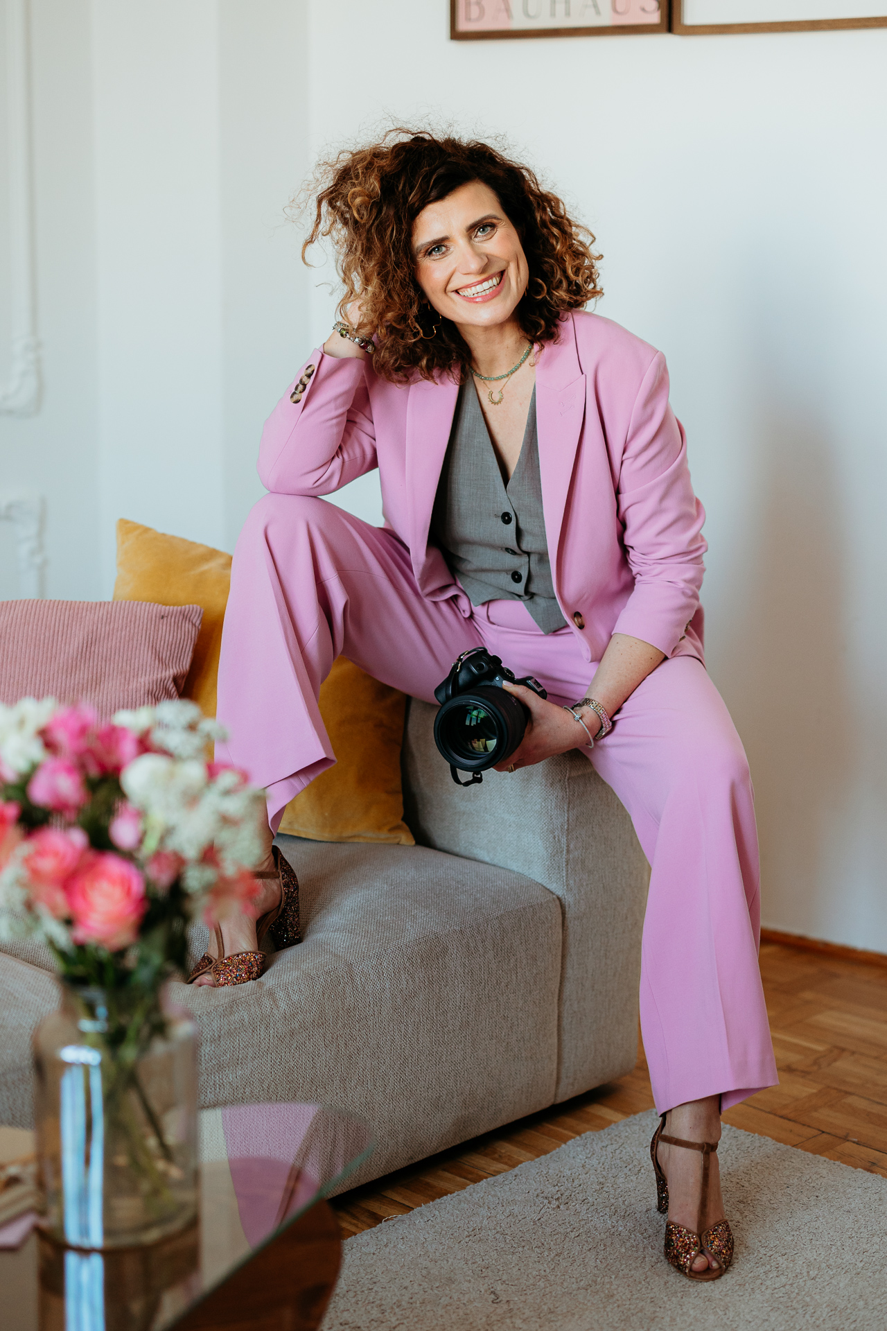 profesjonalna, kobieca sesja wizerunkowa w studio, marka osobista