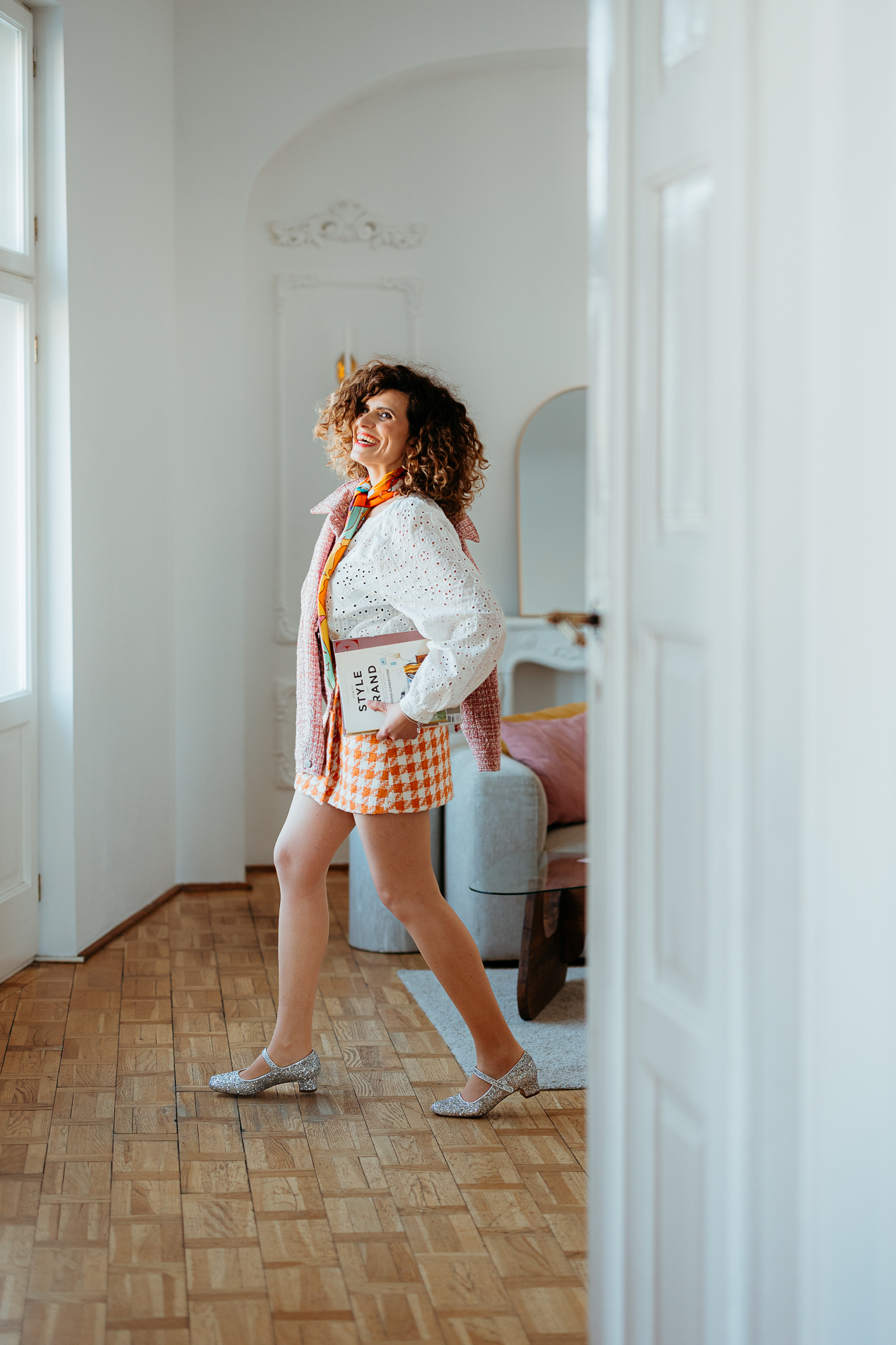 profesjonalna, kobieca sesja wizerunkowa w studio, marka osobista