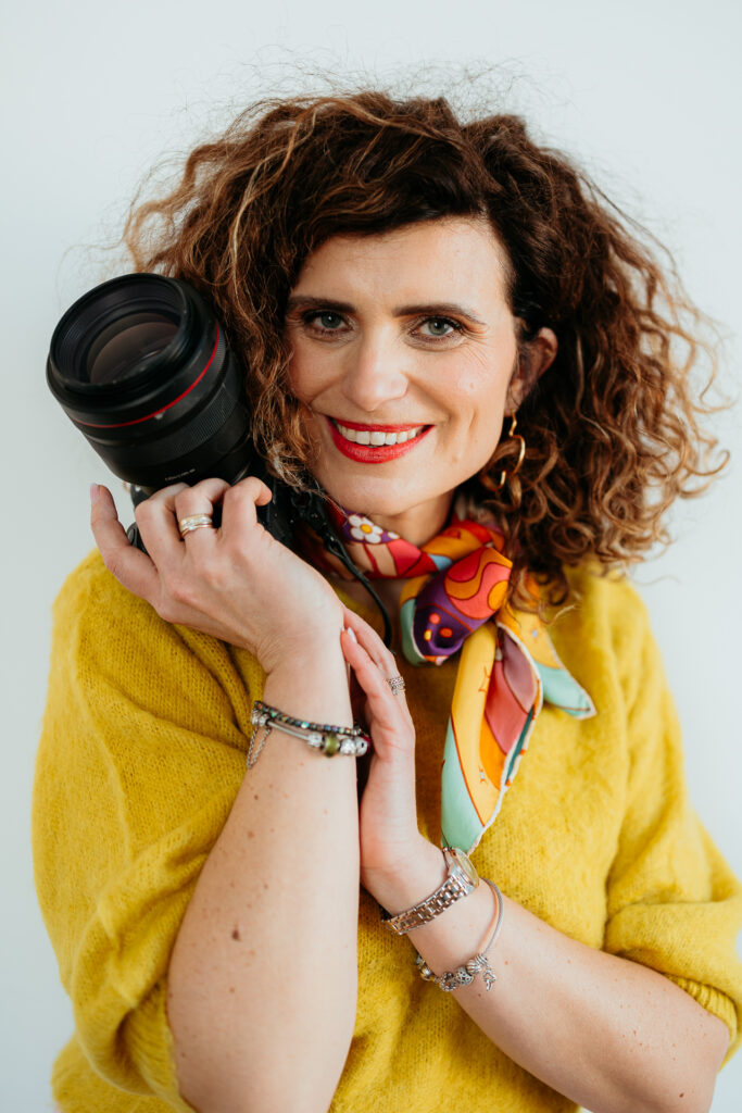 profesjonalna, kobieca sesja wizerunkowa w studio, marka osobista