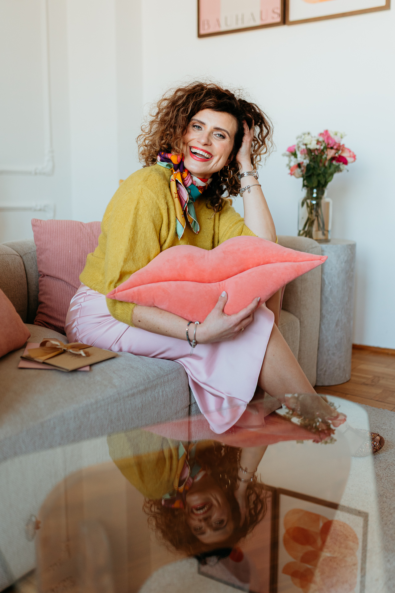 profesjonalna, kobieca sesja wizerunkowa w studio, marka osobista