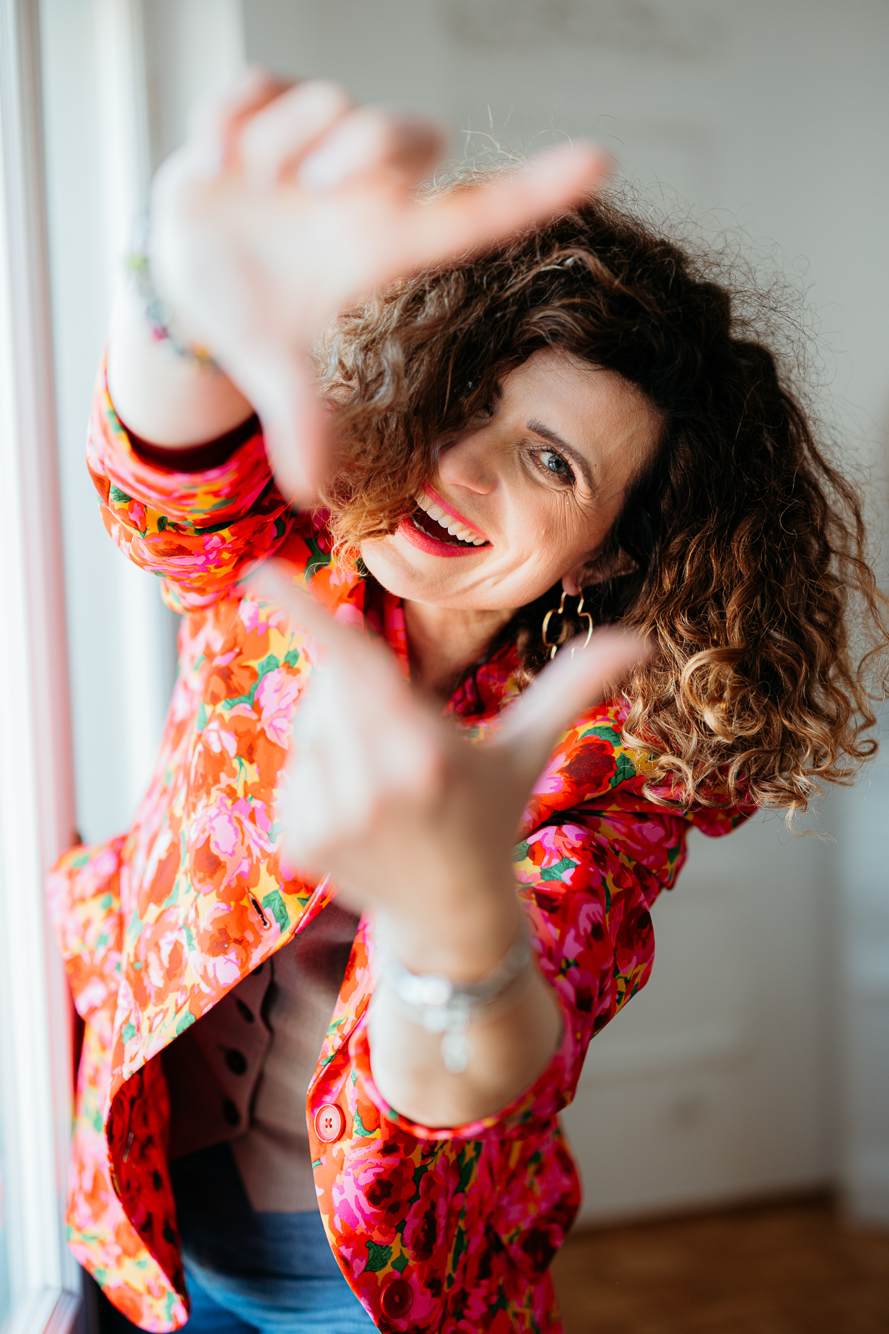 profesjonalna, kobieca sesja wizerunkowa w studio, marka osobista